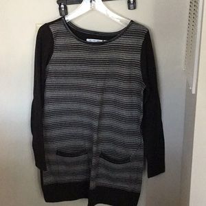 Long sleeve sweater shirt